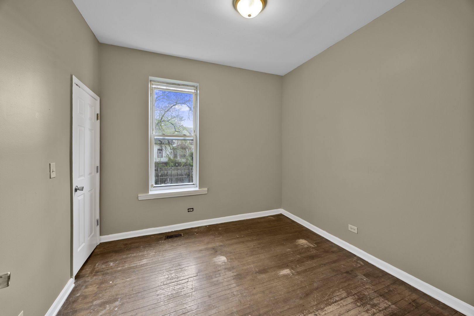 35 W 109th Street, Chicago, IL 60628