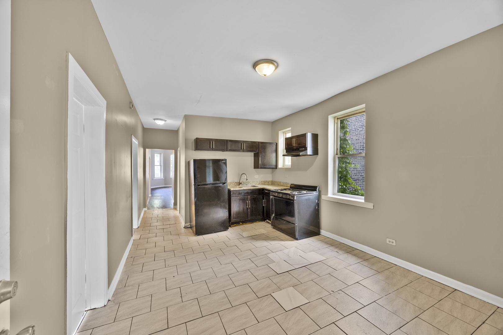 35 W 109th Street, Chicago, IL 60628