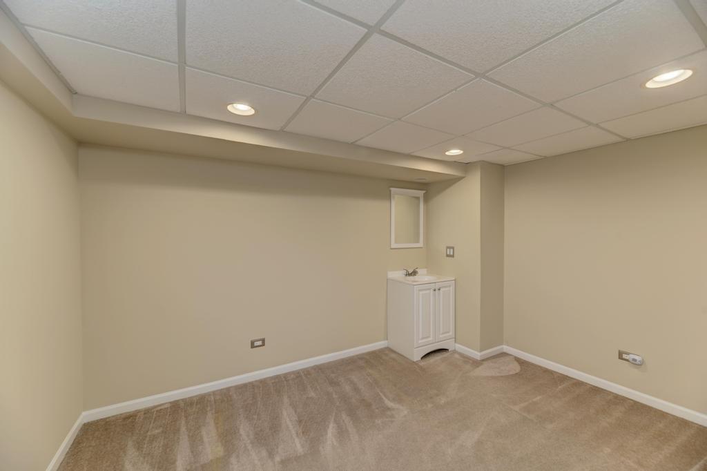 1216 Churchill Road, Bartlett, IL 60103