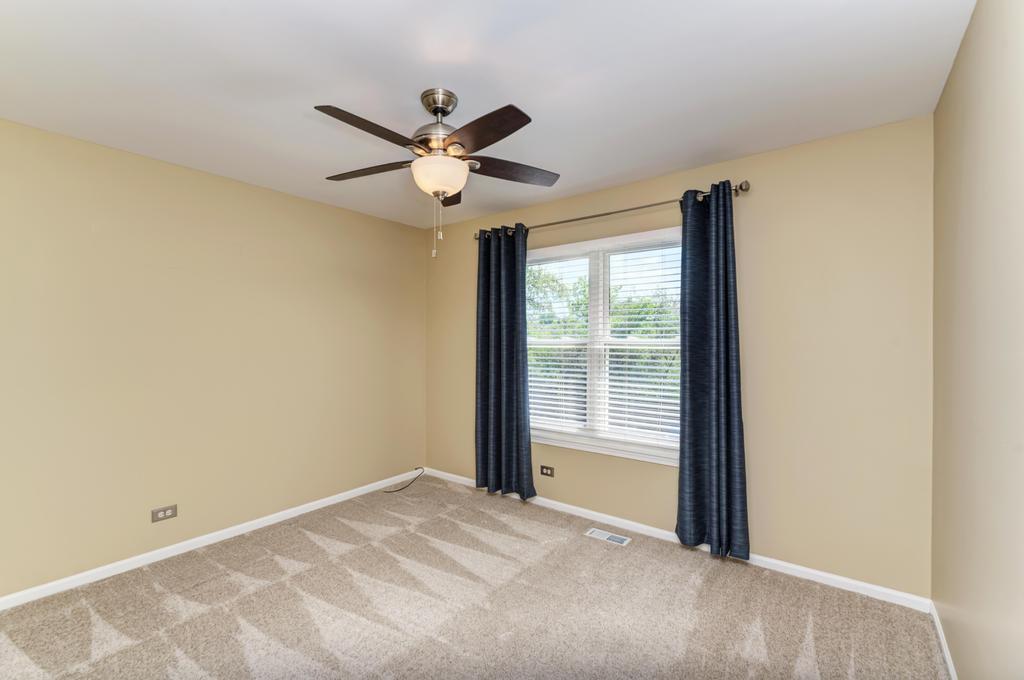 1216 Churchill Road, Bartlett, IL 60103