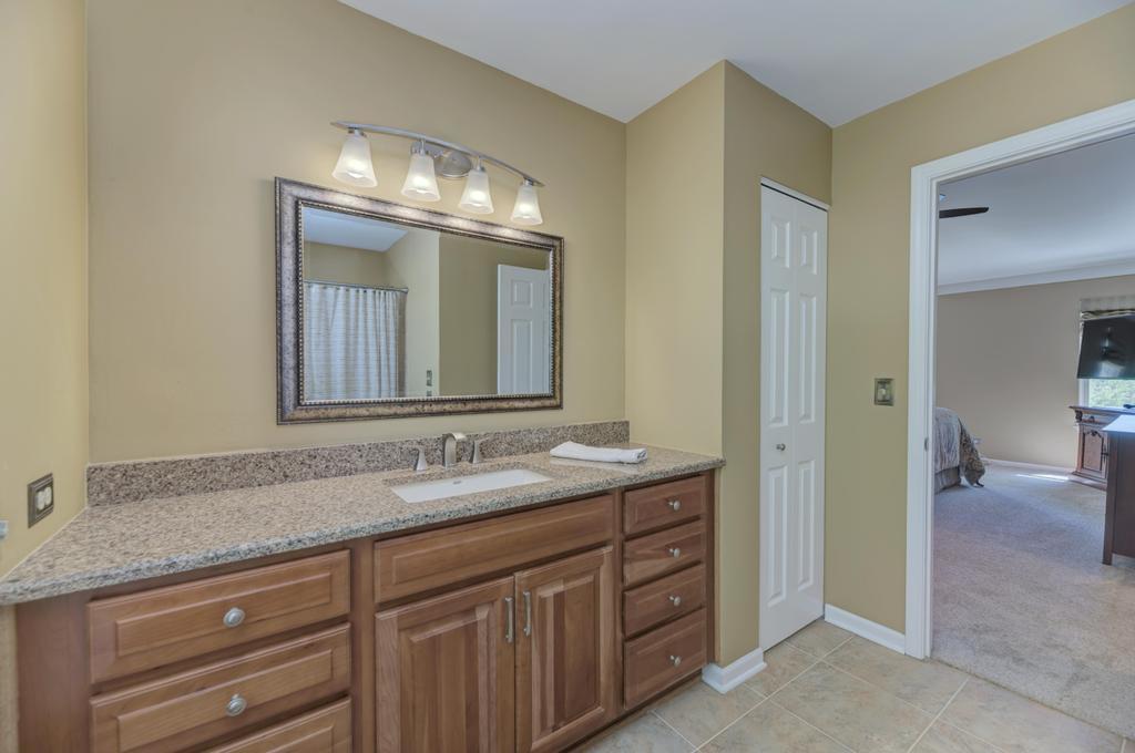 1216 Churchill Road, Bartlett, IL 60103