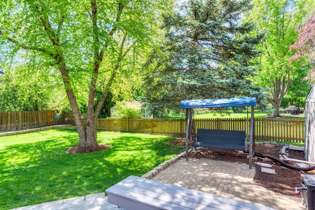 1216 Churchill Road, Bartlett, IL 60103