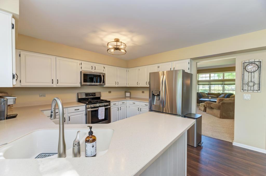 1216 Churchill Road, Bartlett, IL 60103