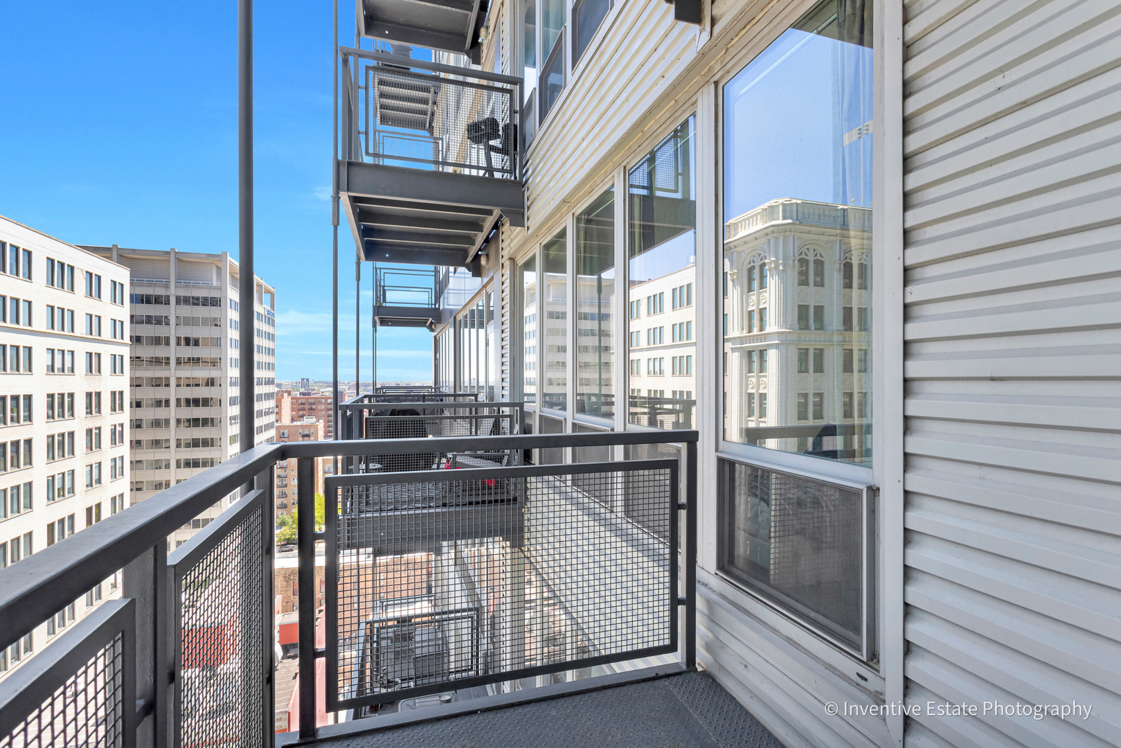 565 W Quincy Street #1512, Chicago, IL 60661