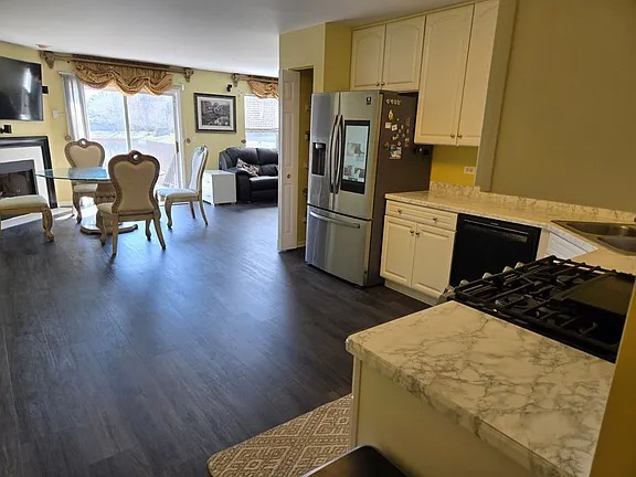 3124 CRYSTAL ROCK Road #3124, Naperville, IL 60564