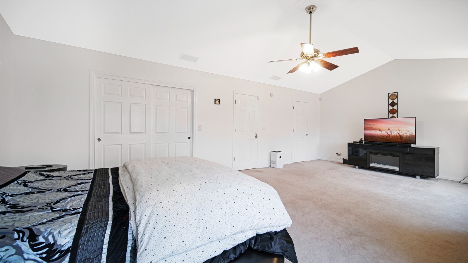 3124 CRYSTAL ROCK Road #3124, Naperville, IL 60564