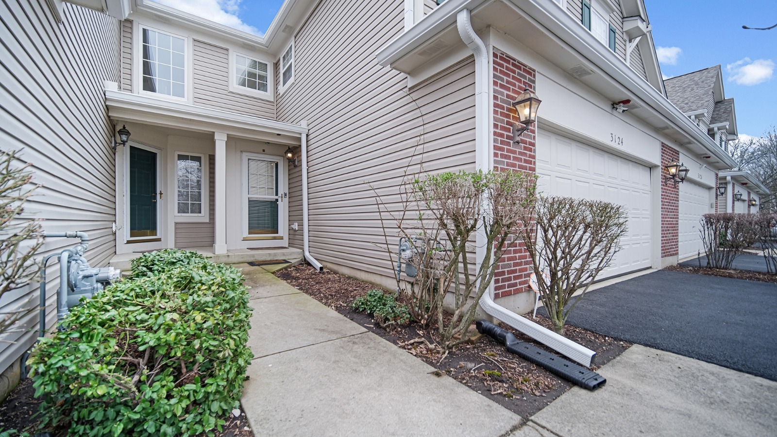 3124 CRYSTAL ROCK Road #3124, Naperville, IL 60564