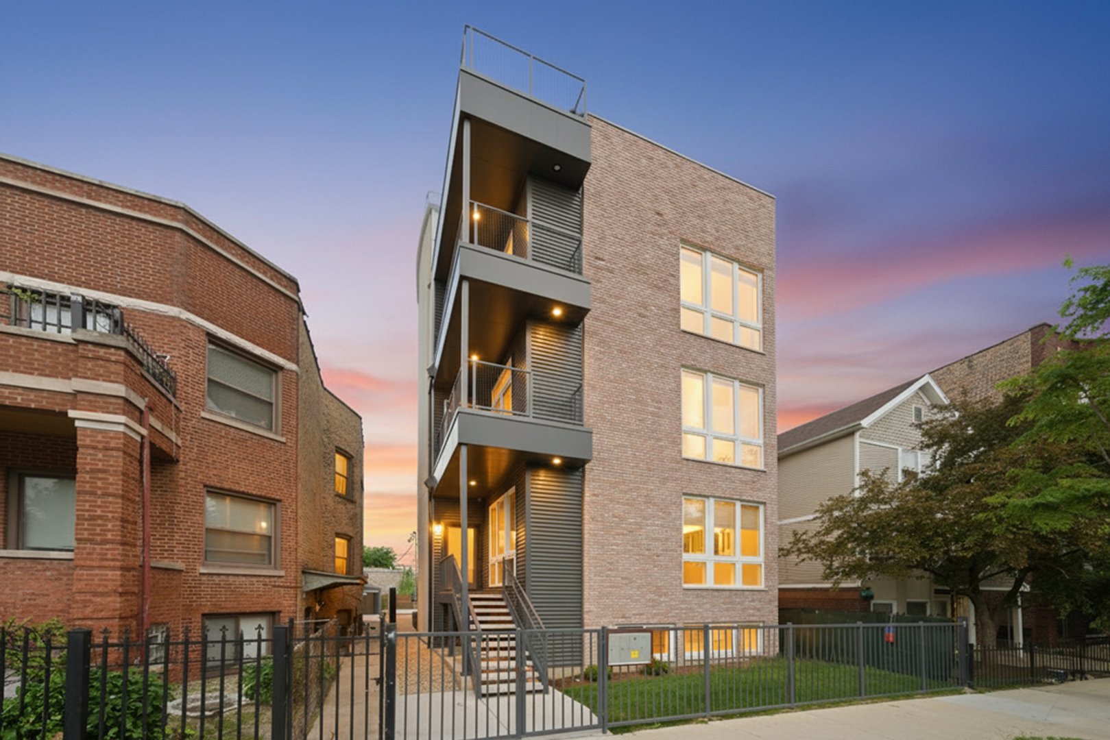 1244 N Kedzie Avenue #2, Chicago, IL 60651