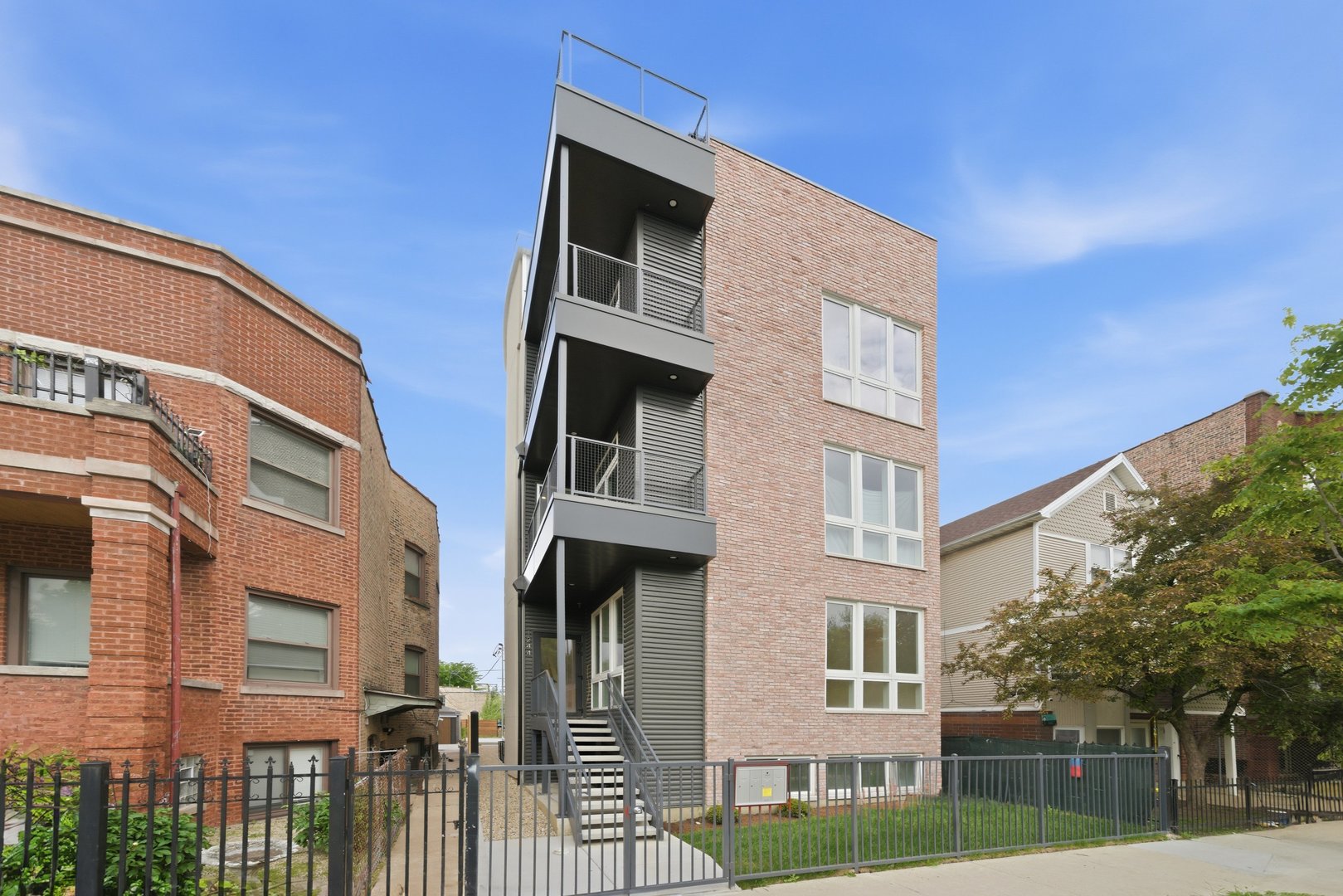 1244 N Kedzie Avenue #2, Chicago, IL 60651