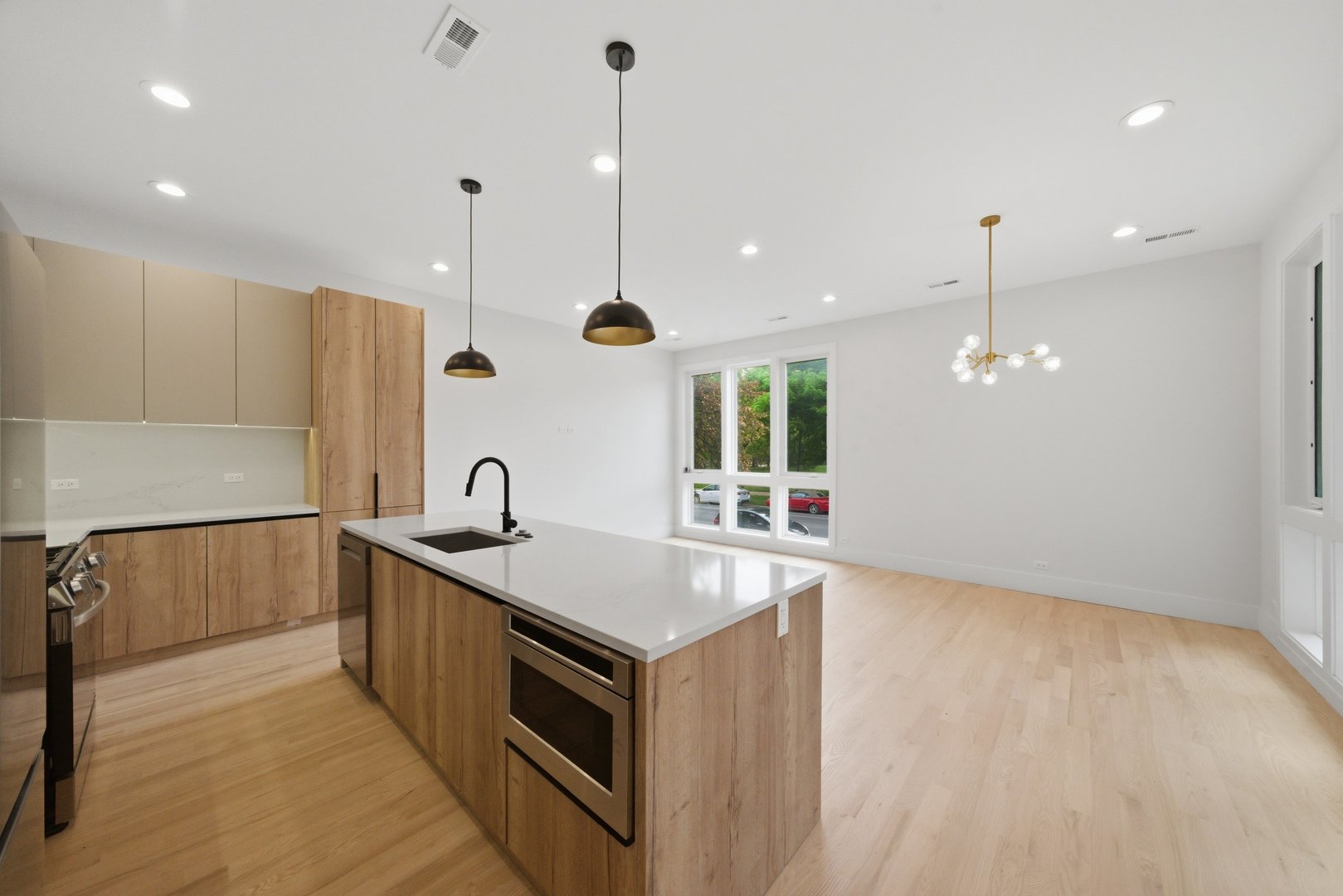 1244 N Kedzie Avenue #2, Chicago, IL 60651
