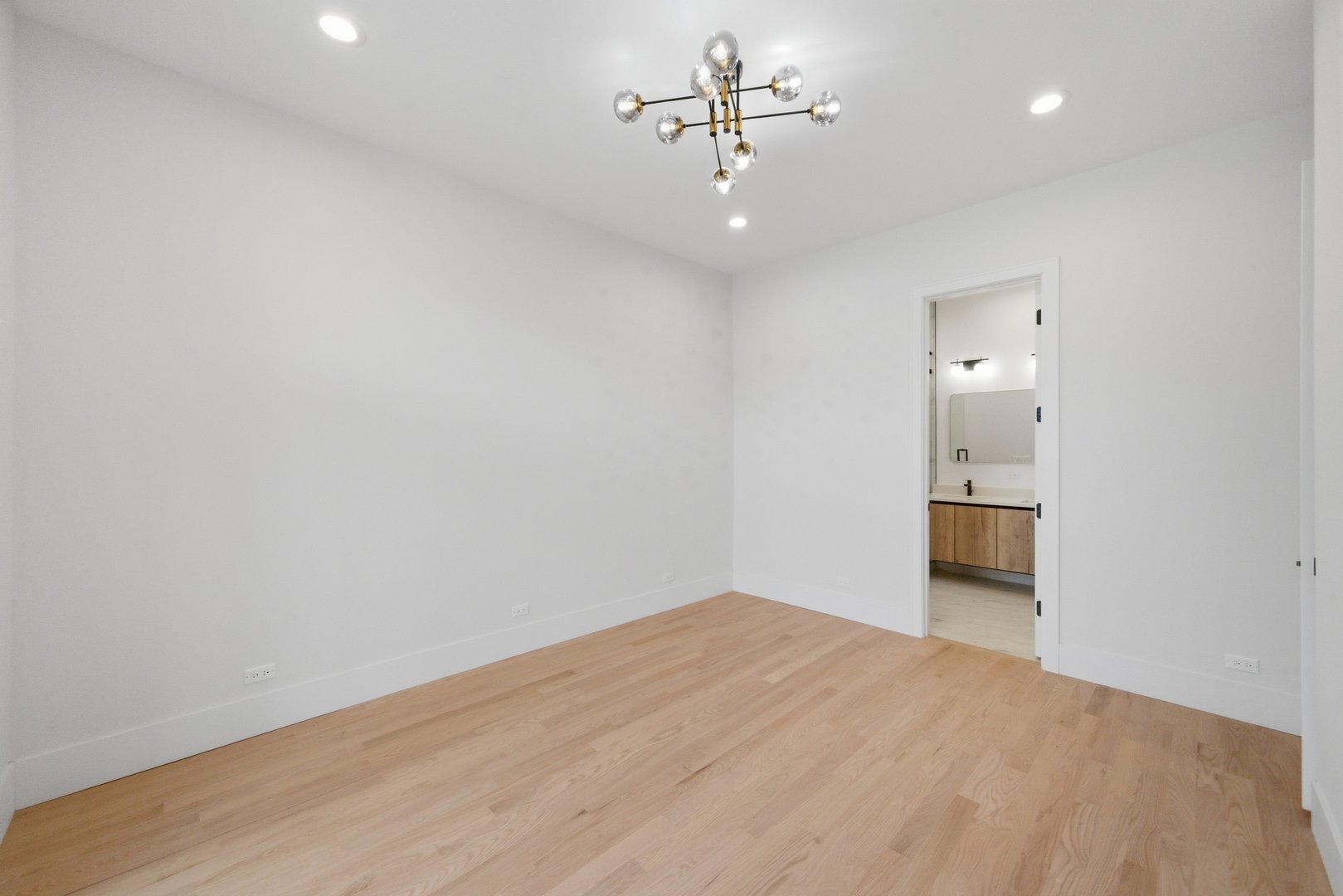 1244 N Kedzie Avenue #2, Chicago, IL 60651