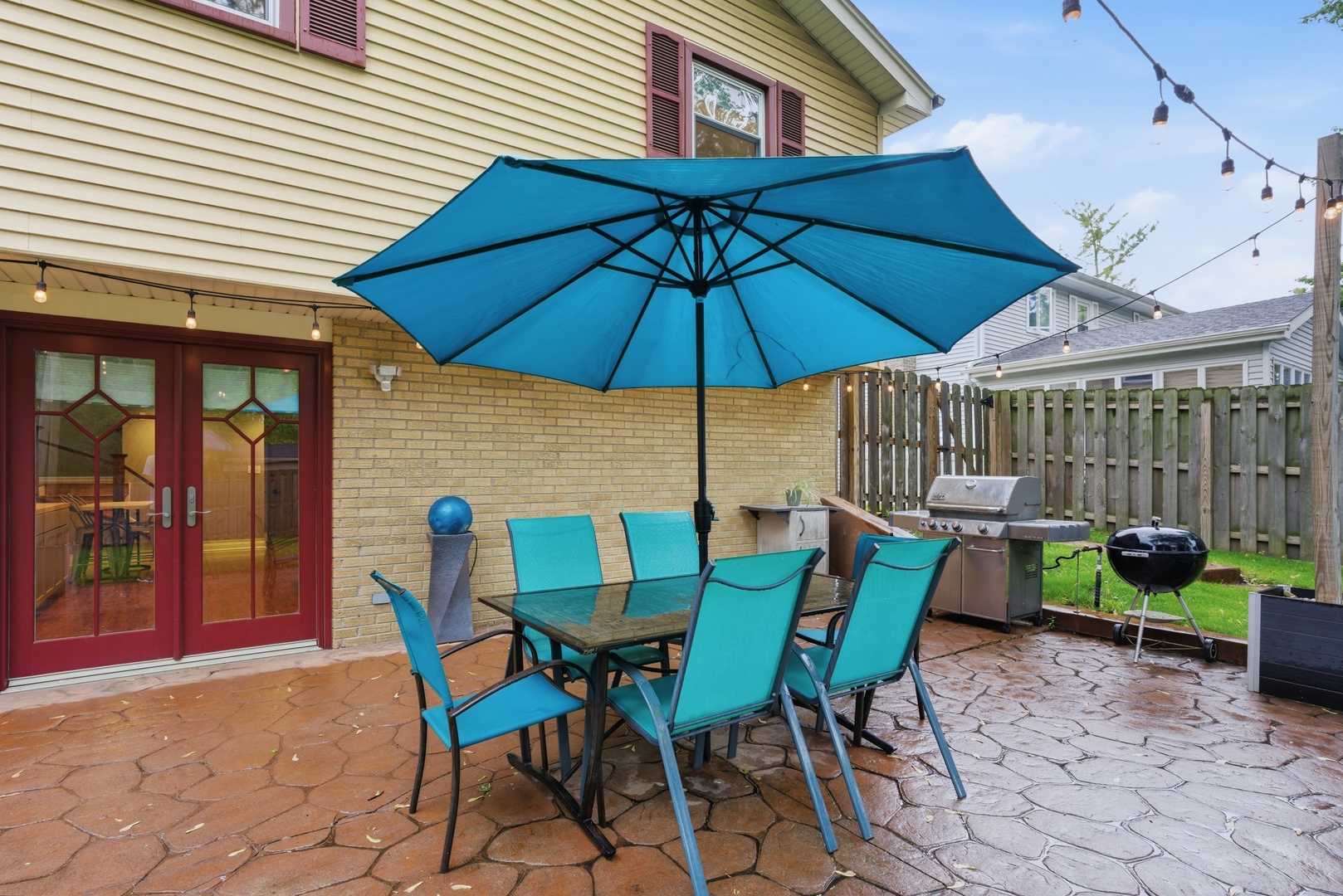 1940 Brentwood Lane, Wheaton, IL 60189