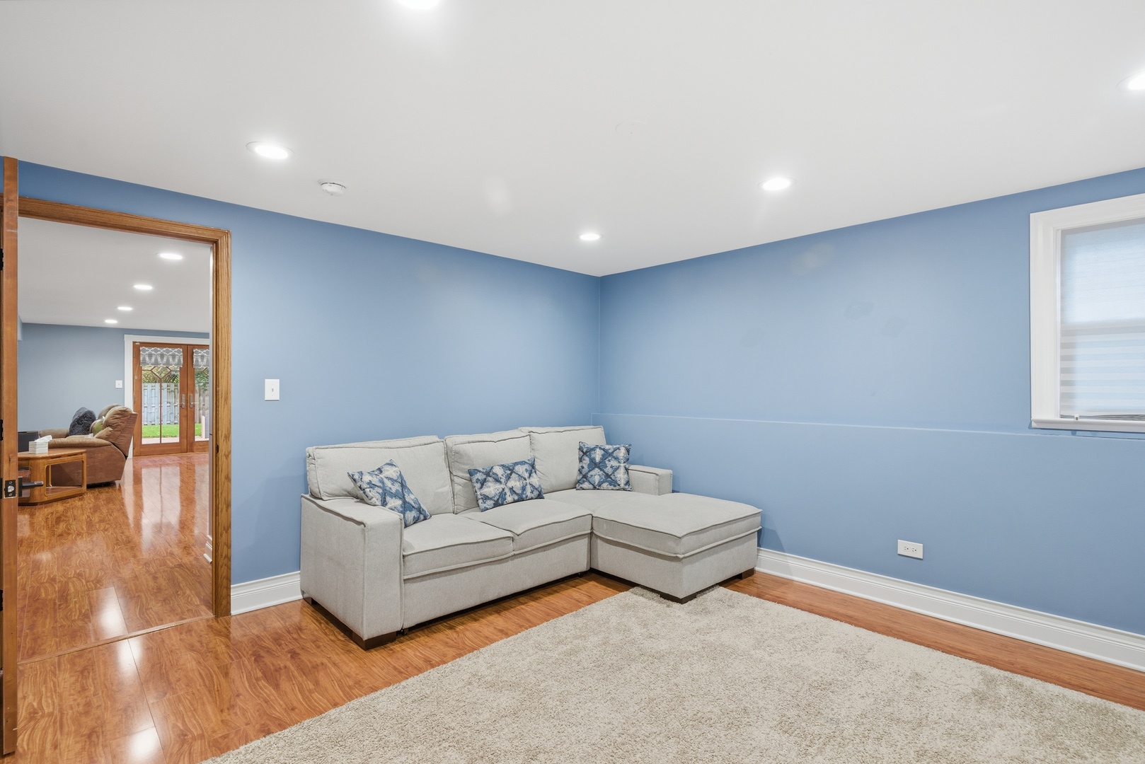 1940 Brentwood Lane, Wheaton, IL 60189