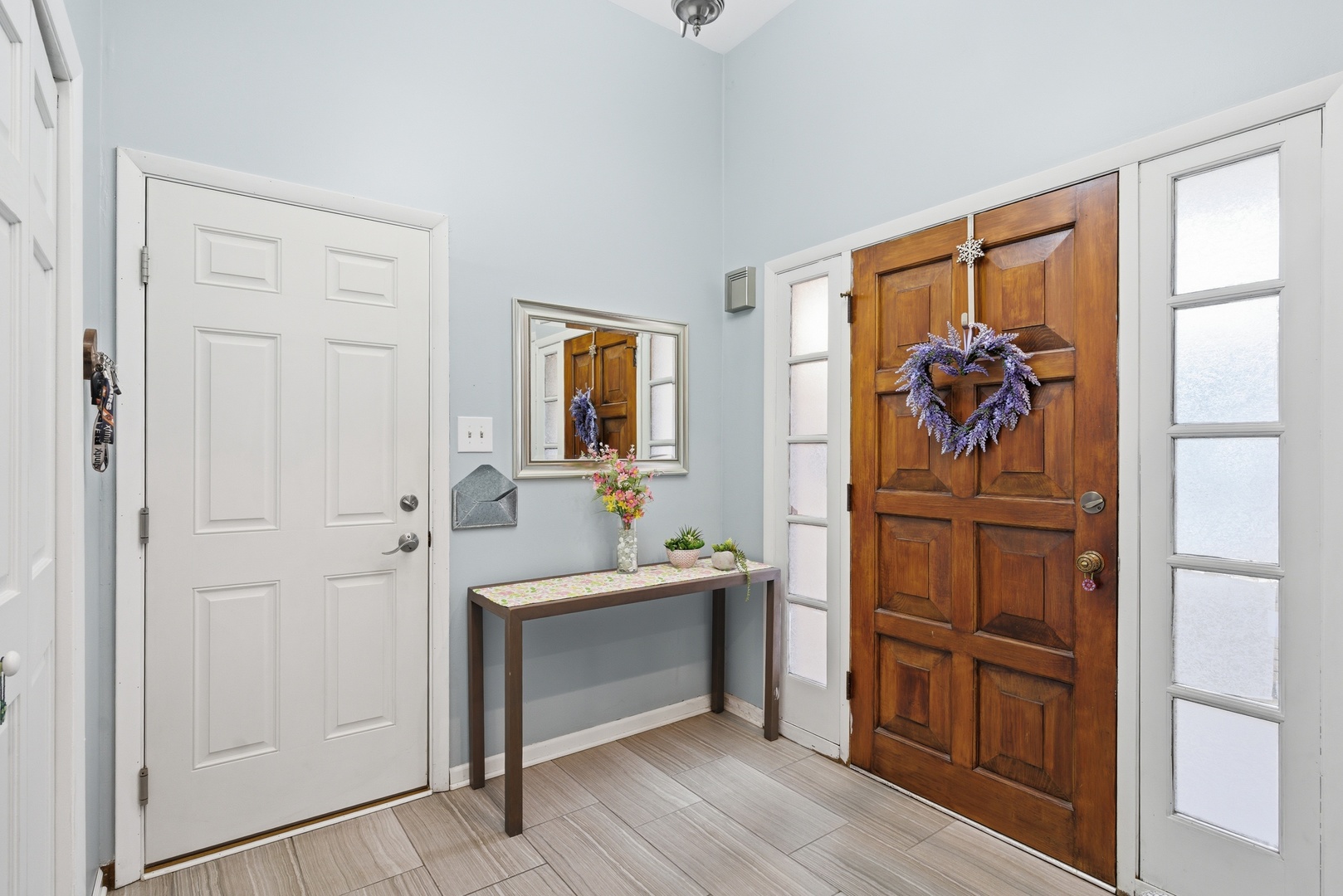 1940 Brentwood Lane, Wheaton, IL 60189