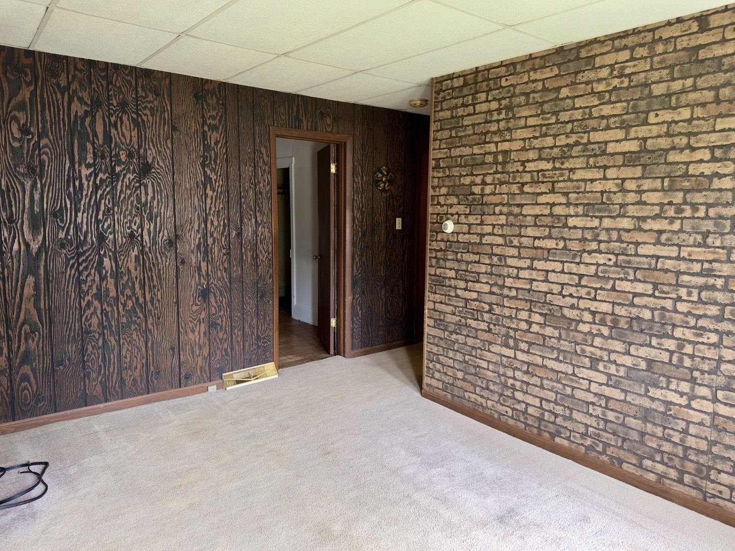 1332 Chartres Street, Lasalle, IL 61301