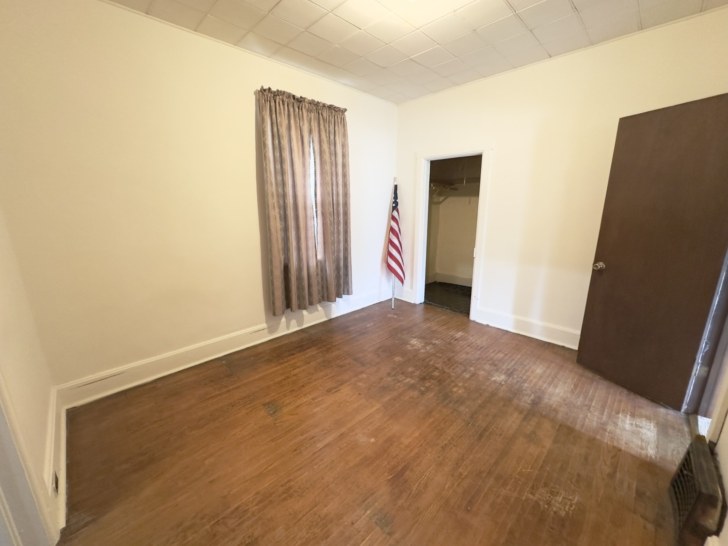 1332 Chartres Street, Lasalle, IL 61301