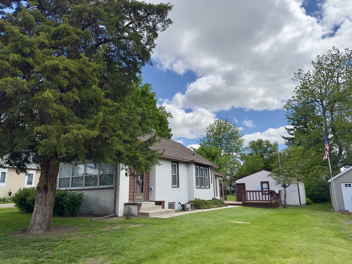 1332 Chartres Street, Lasalle, IL 61301