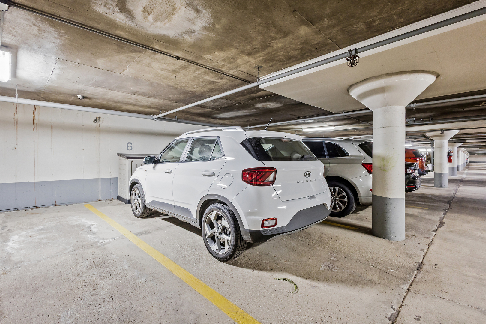 1625 Sheridan Road #206, Wilmette, IL 60091