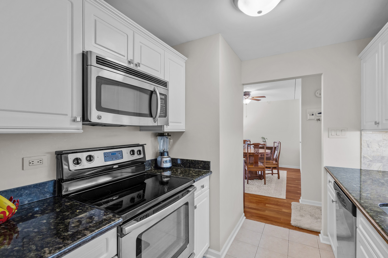 1625 Sheridan Road #206, Wilmette, IL 60091