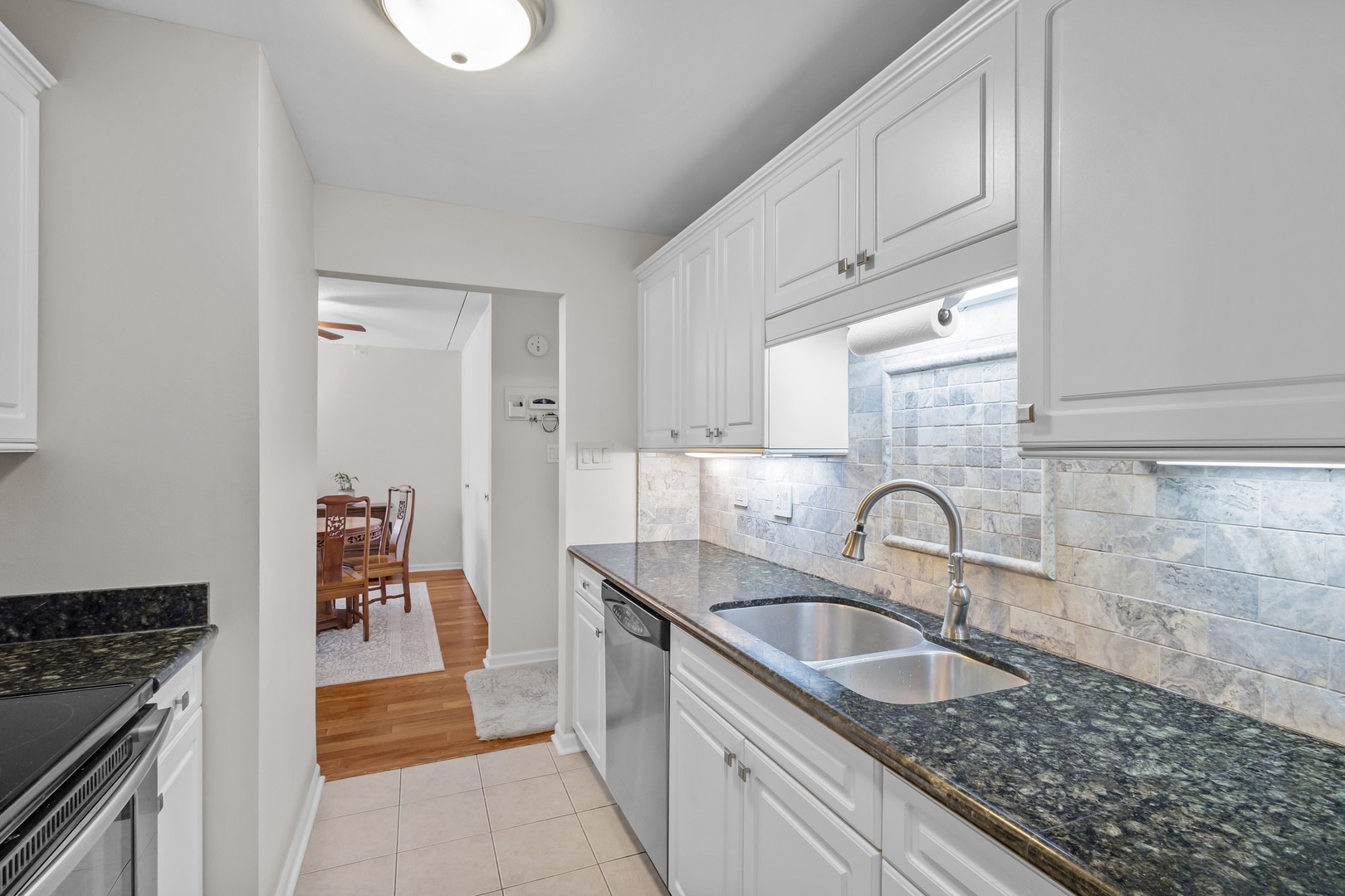 1625 Sheridan Road #206, Wilmette, IL 60091