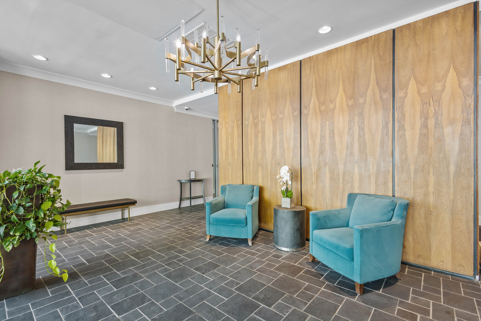 1625 Sheridan Road #206, Wilmette, IL 60091