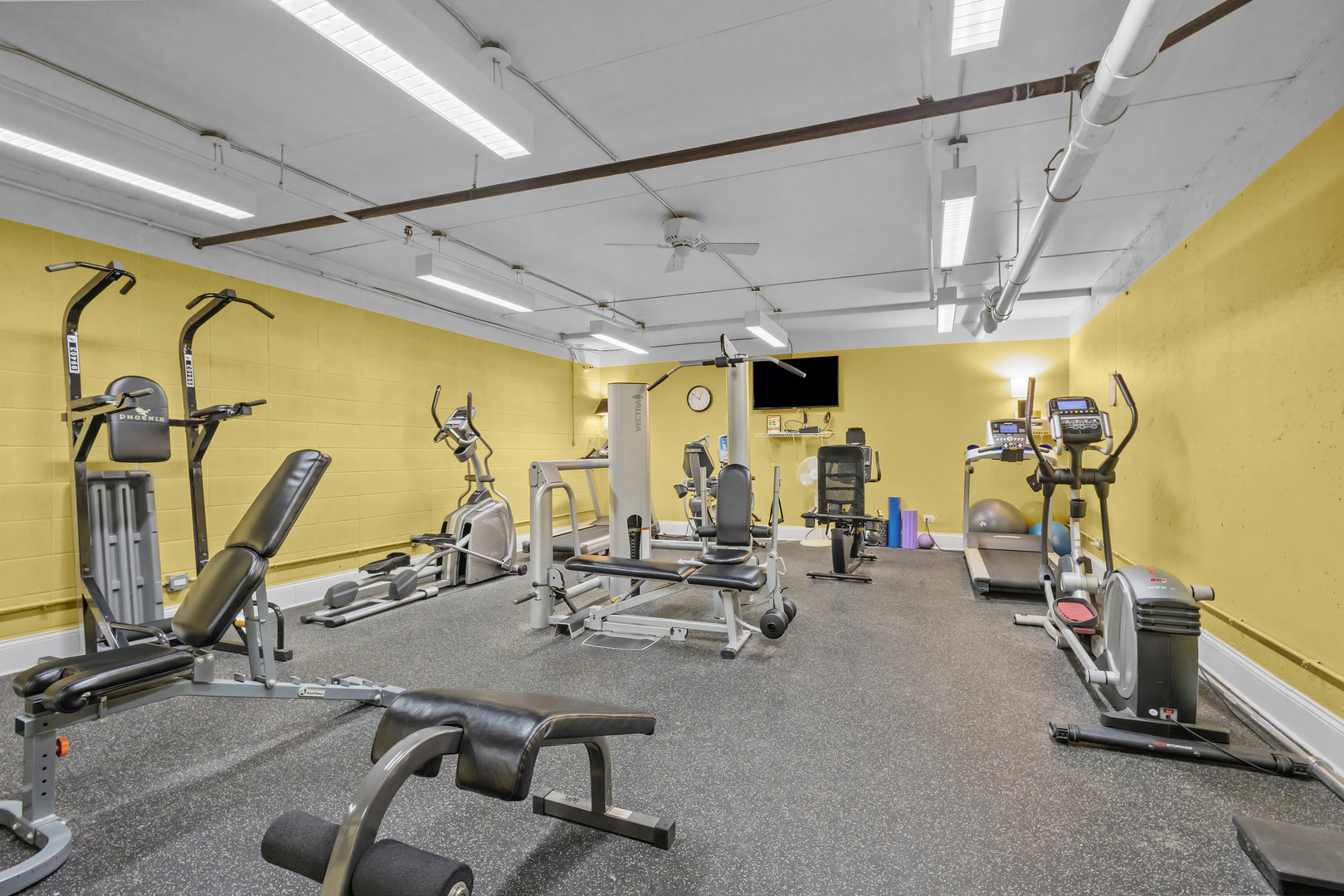 1625 Sheridan Road #206, Wilmette, IL 60091