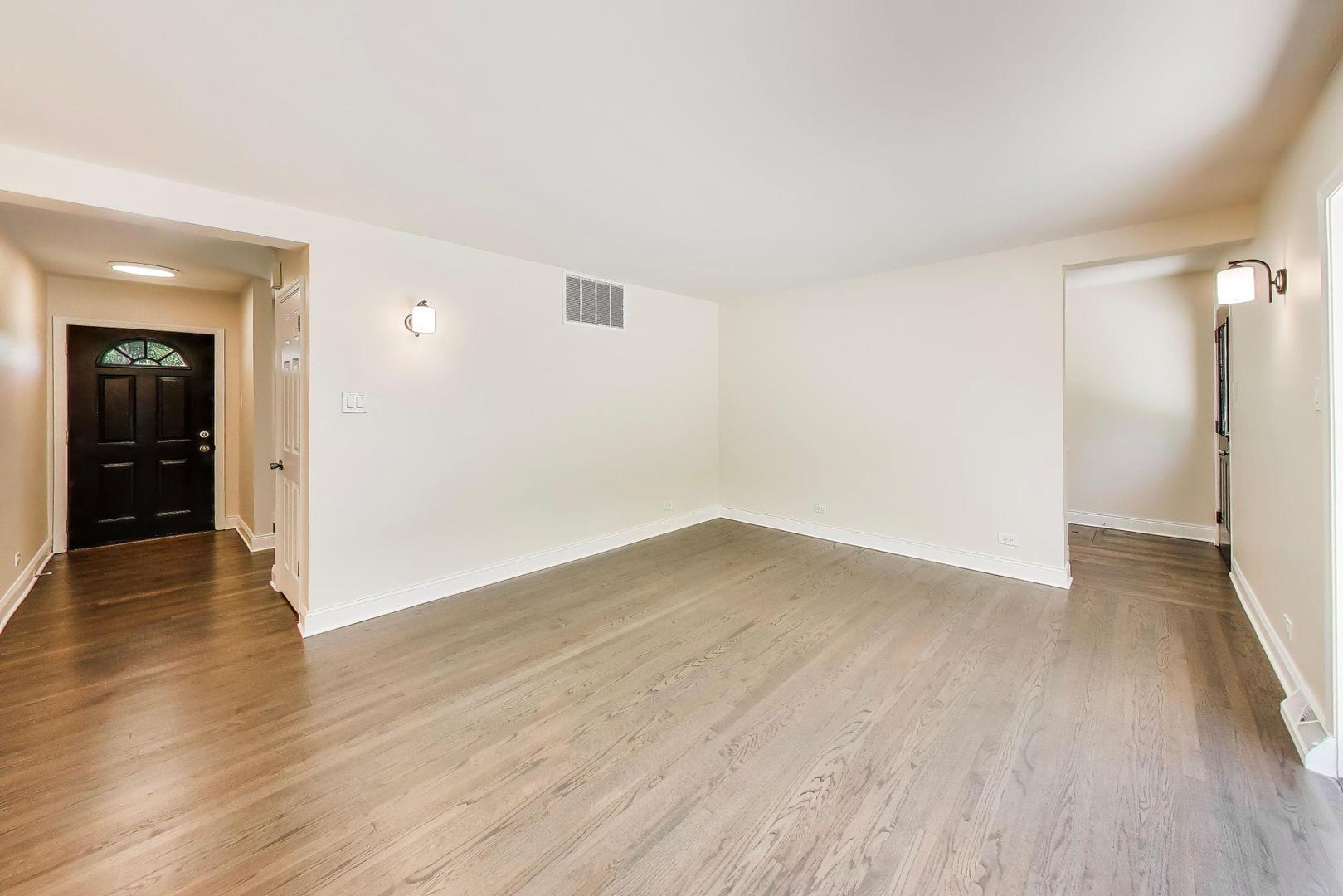 238 N Greenwood Avenue, Palatine, IL 60074