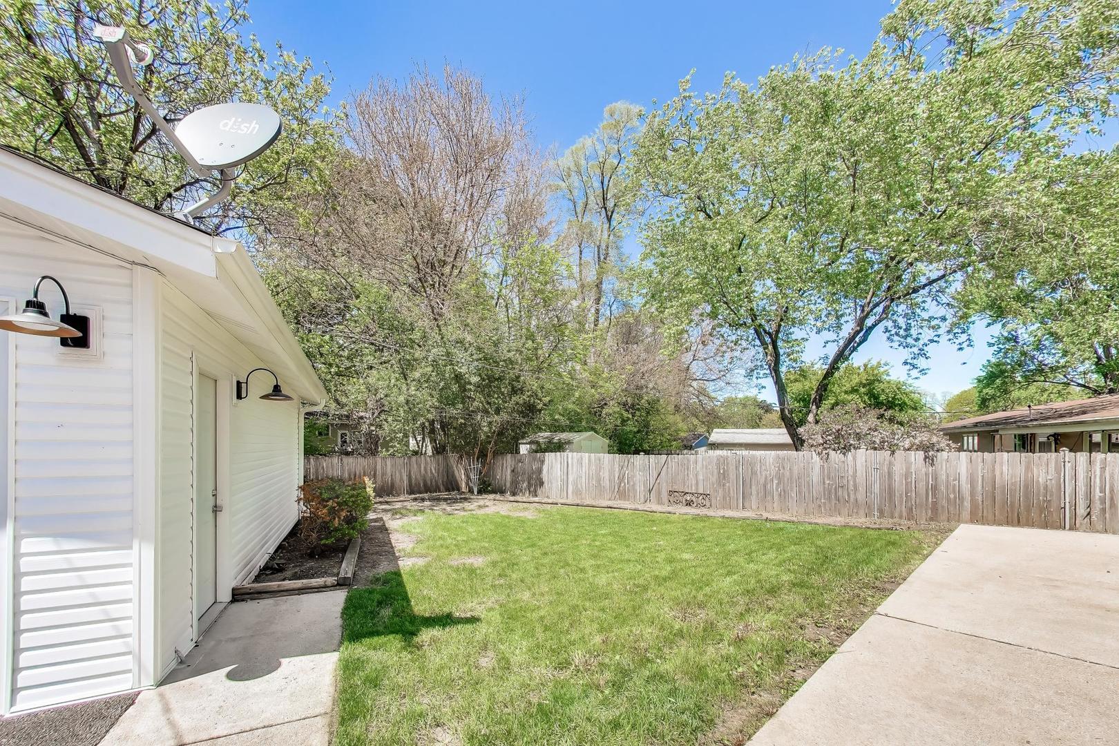238 N Greenwood Avenue, Palatine, IL 60074