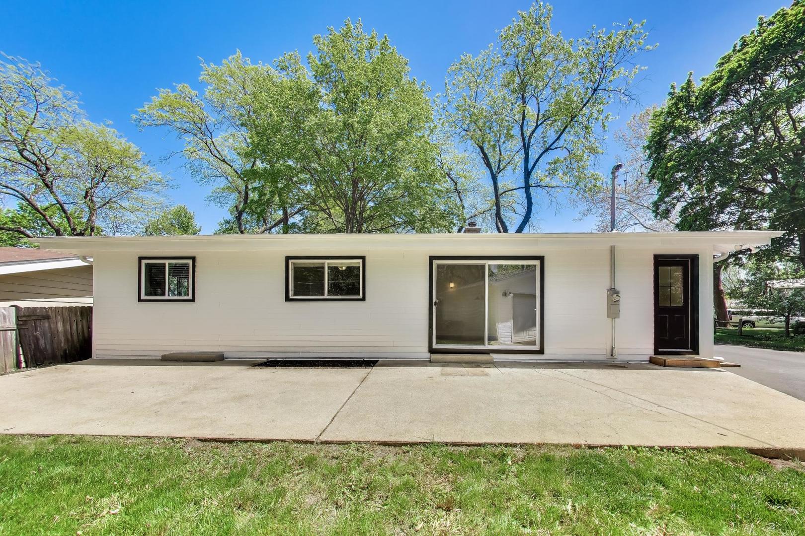 238 N Greenwood Avenue, Palatine, IL 60074