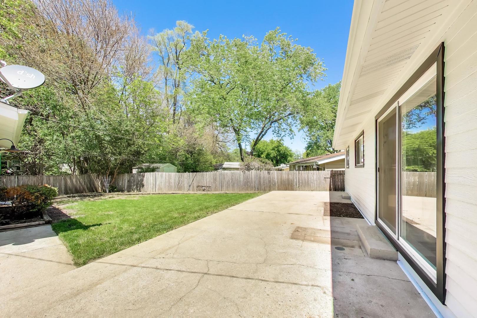 238 N Greenwood Avenue, Palatine, IL 60074