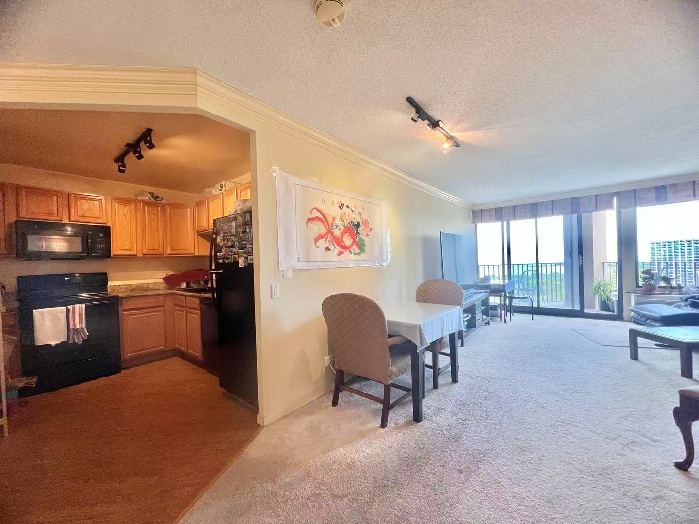 5320 N Sheridan Road #2203, Chicago, IL 60640