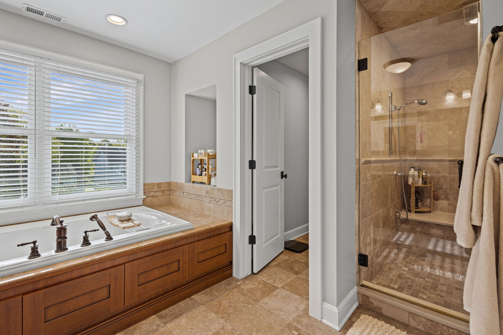 212 S Bothwell Street, Palatine, IL 60067