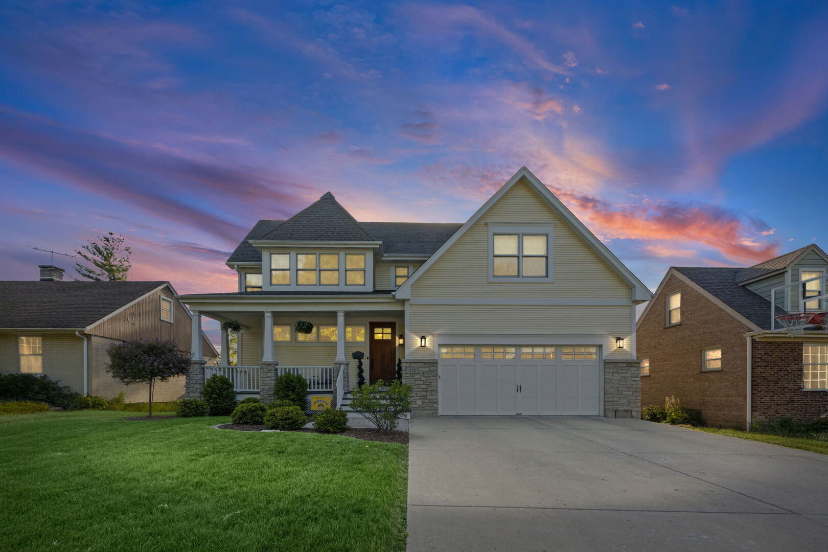 212 S Bothwell Street, Palatine, IL 60067