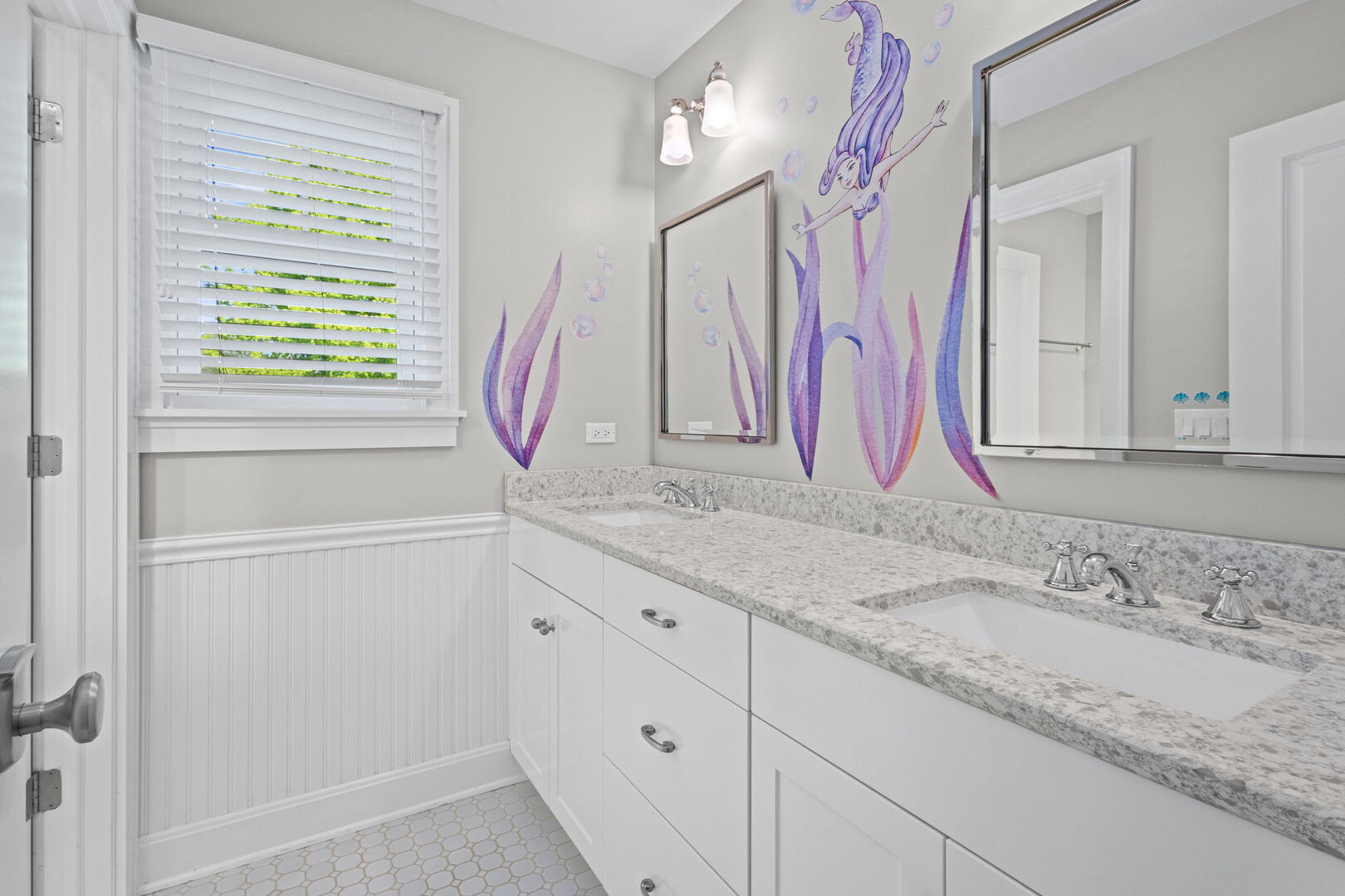 212 S Bothwell Street, Palatine, IL 60067