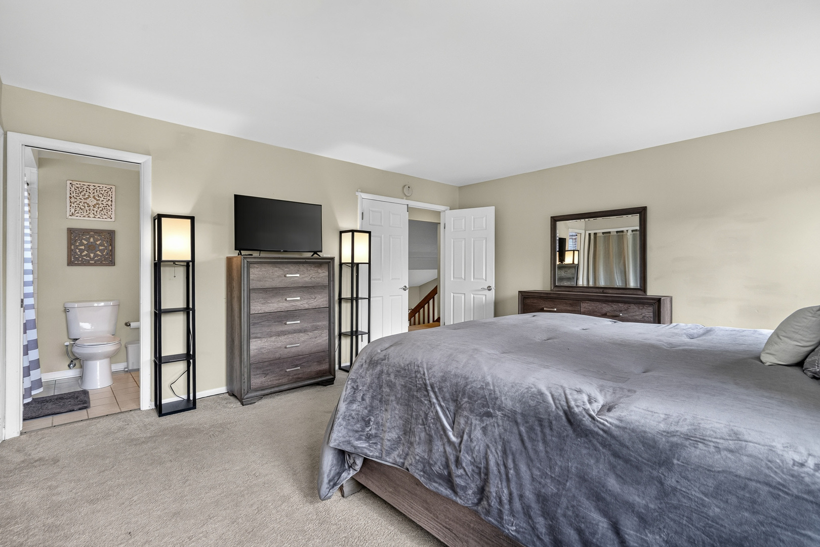 5245 170th Street, Oak Forest, IL 60452