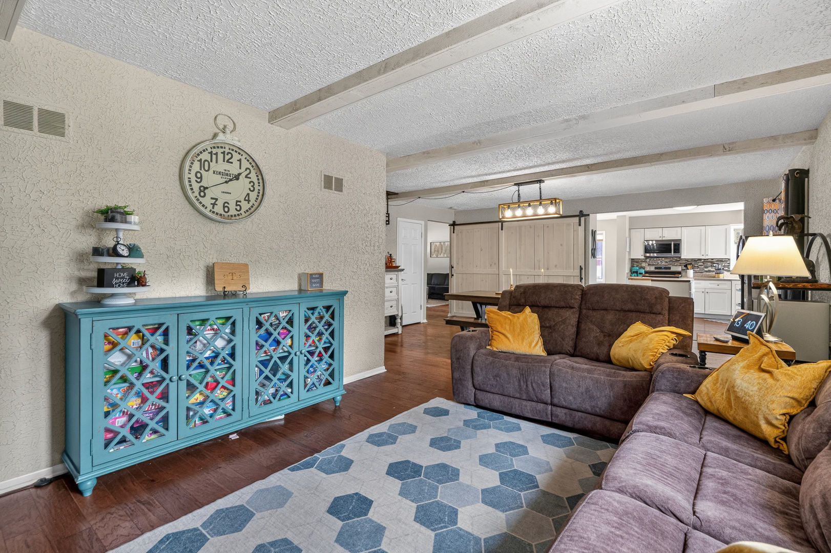 5245 170th Street, Oak Forest, IL 60452
