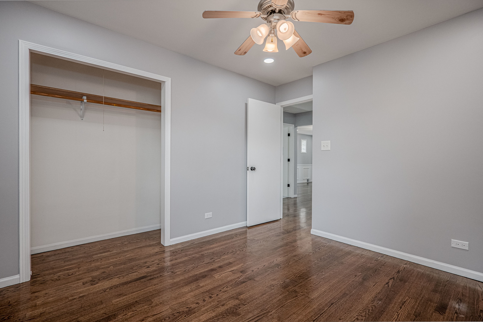 5133 W Monroe Street, Chicago, IL 60644