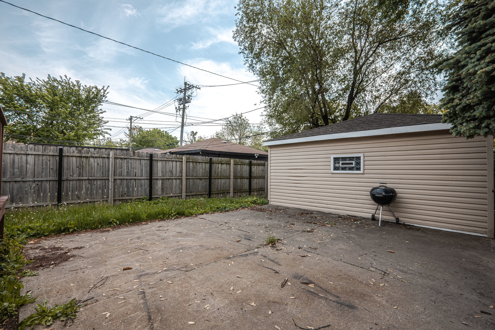 5133 W Monroe Street, Chicago, IL 60644