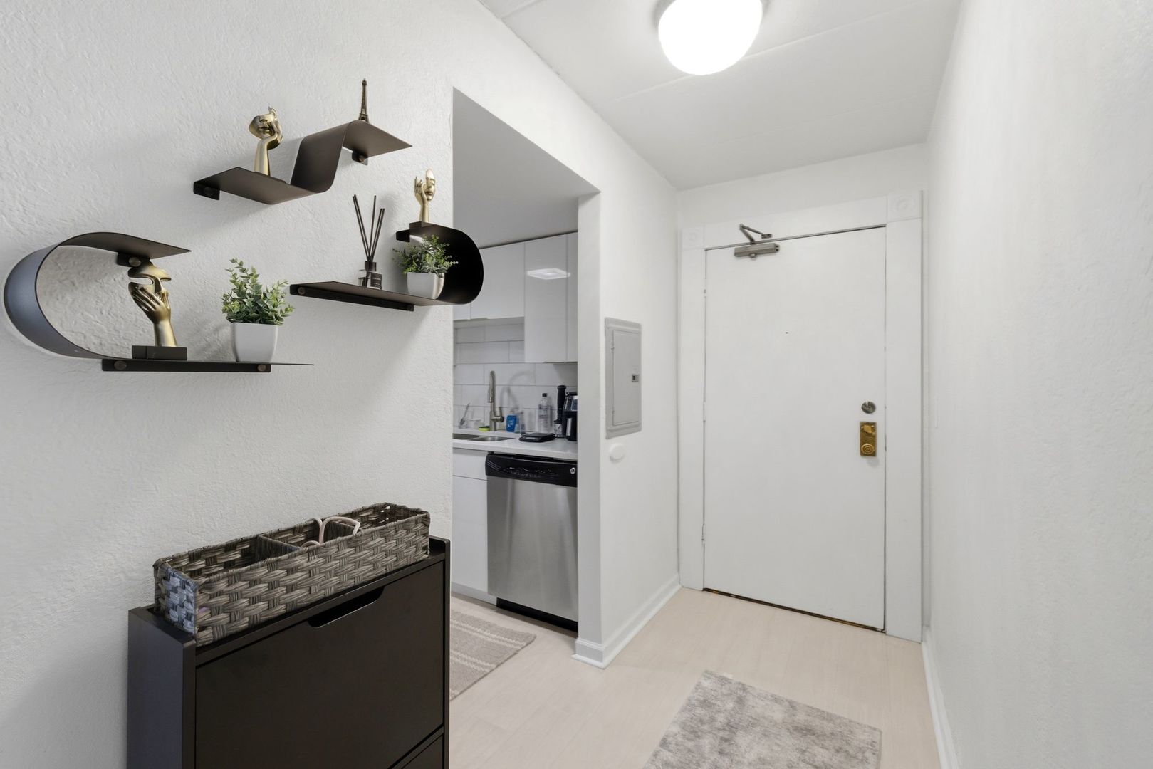 1 Renaissance Place #816, Palatine, IL 60067