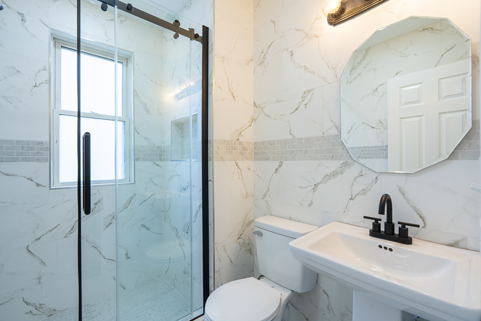 734 E 105th Street, Chicago, IL 60628