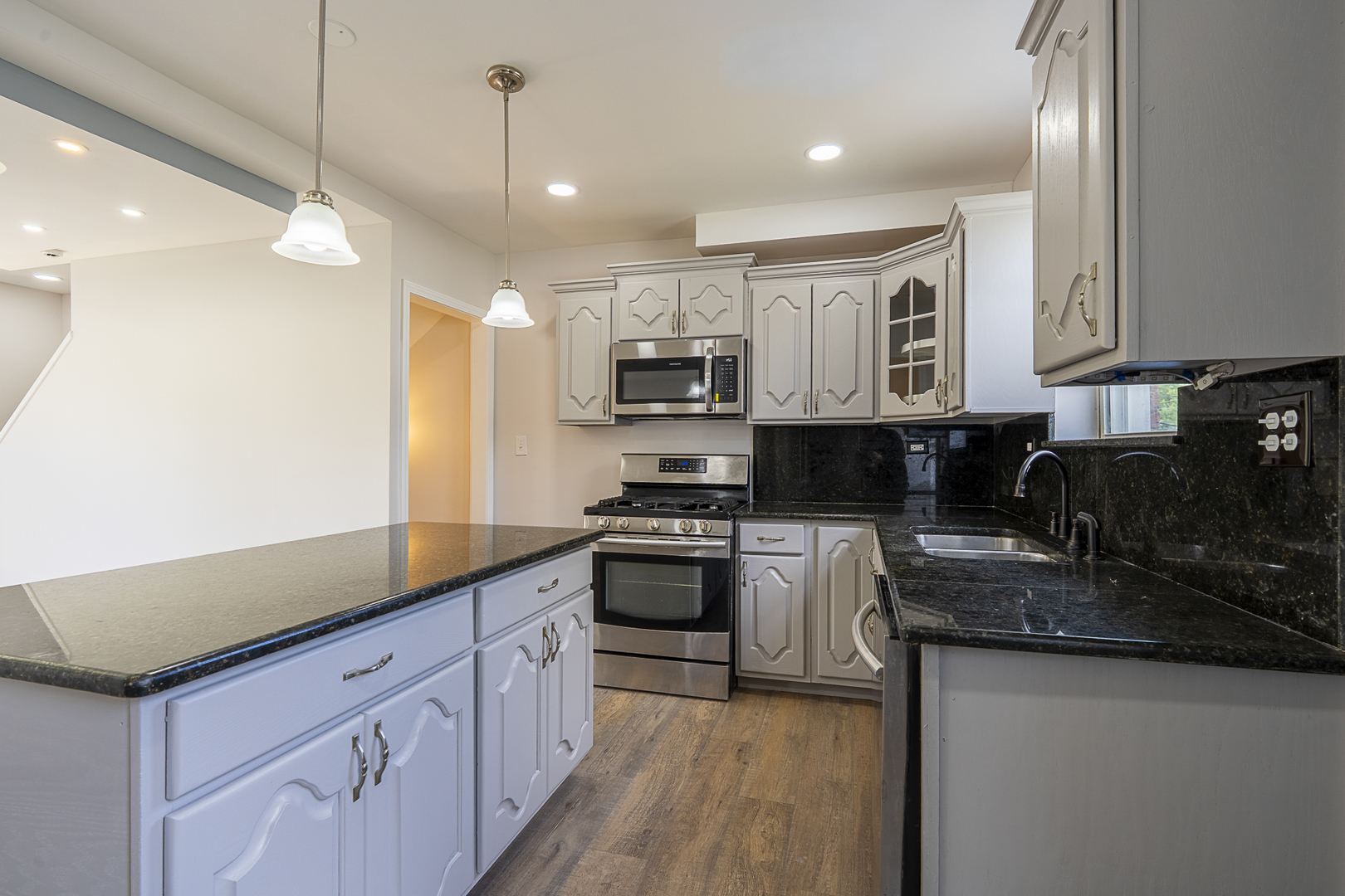 734 E 105th Street, Chicago, IL 60628