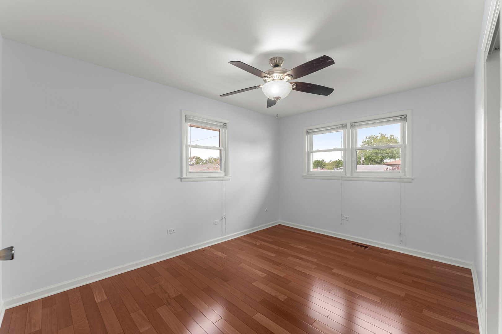 7907 W 74th Street, Bridgeview, IL 60455