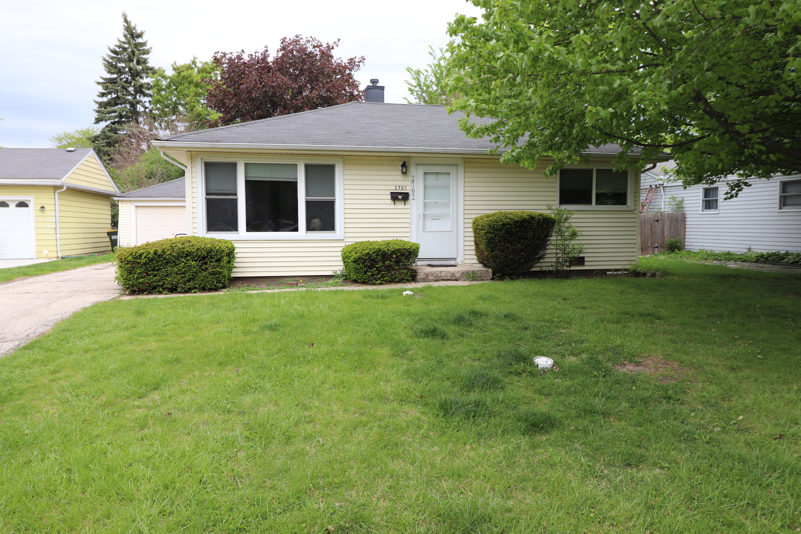 2702 Saint James Street, Rolling Meadows, IL 60008