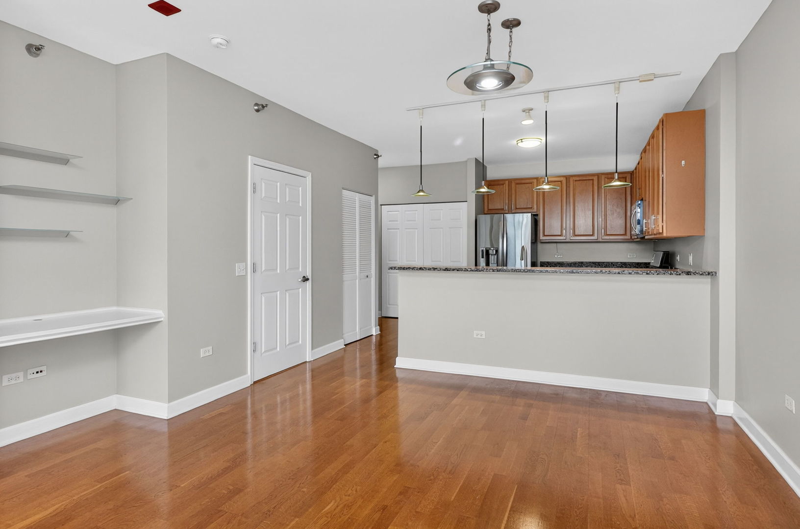 1600 S Prairie Avenue #709, Chicago, IL 60616