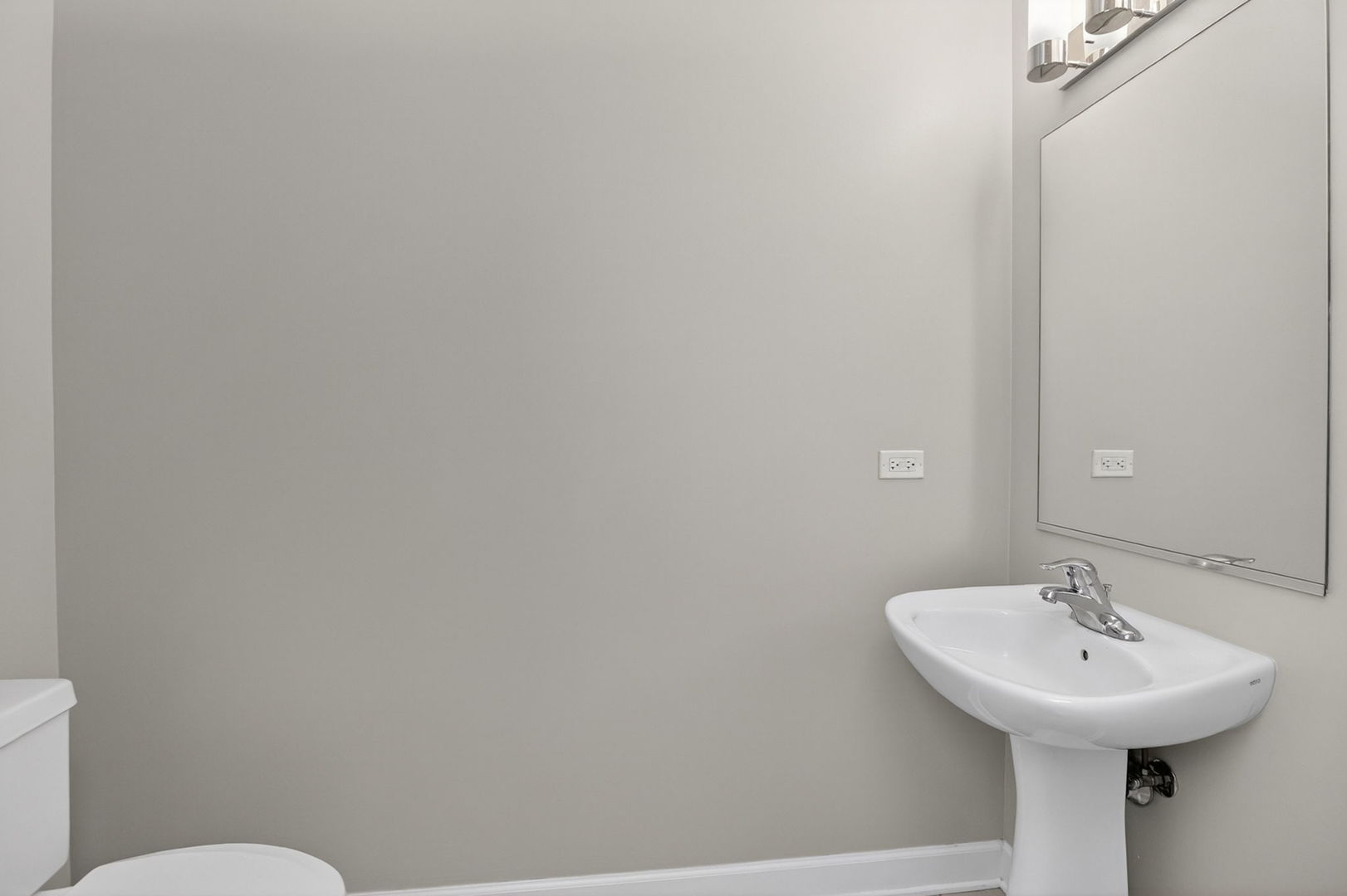 1600 S Prairie Avenue #709, Chicago, IL 60616