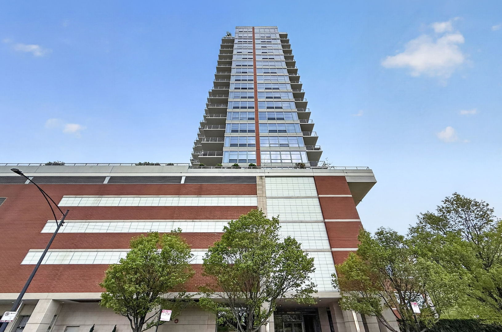1600 S Prairie Avenue #709, Chicago, IL 60616