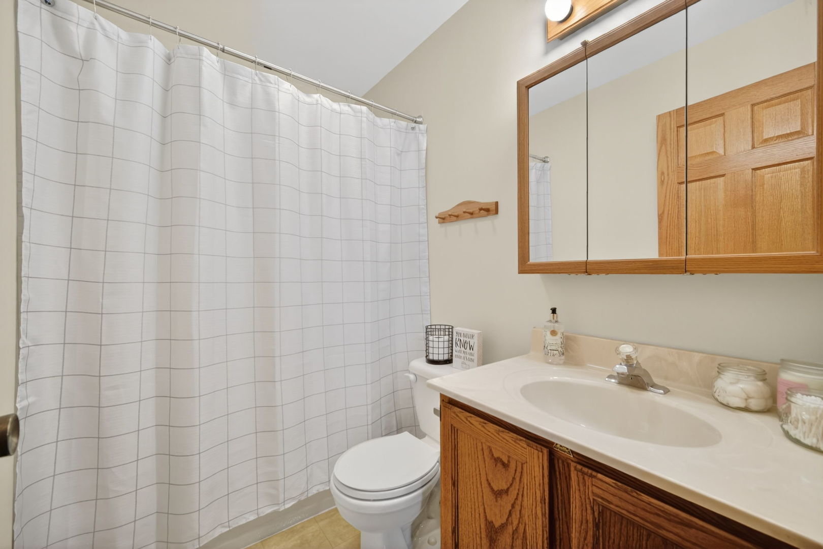 S075 Pleasant Hill Road, Wheaton, IL 60187