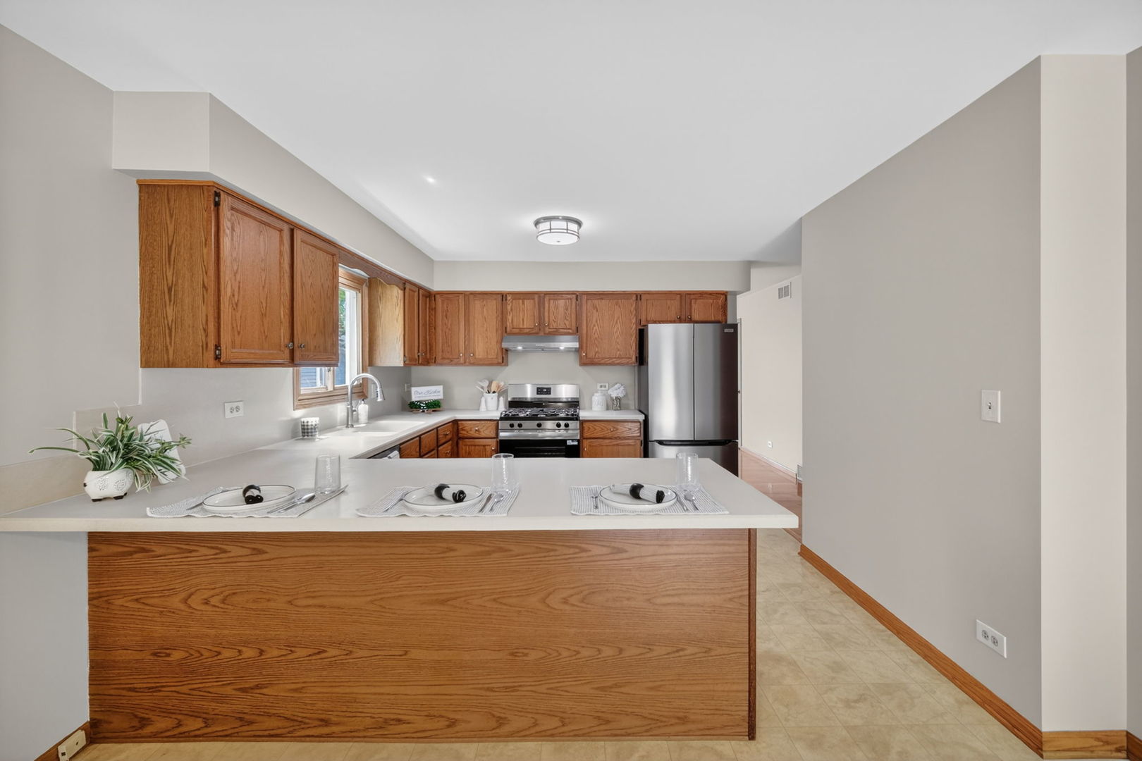 S075 Pleasant Hill Road, Wheaton, IL 60187