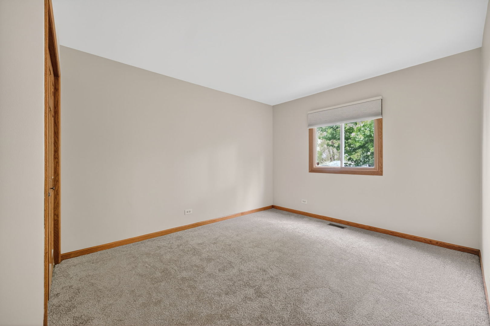 S075 Pleasant Hill Road, Wheaton, IL 60187