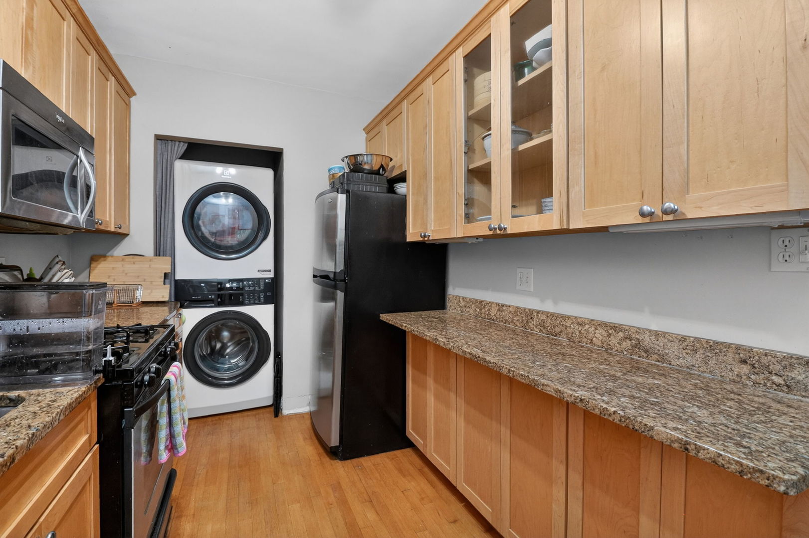 814 S MAPLE Avenue #2N, Oak Park, IL 60304